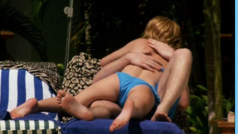 Sexiest Lisa Leeson Scenes. Bikini, SFW, blue bikini bottom. 561058