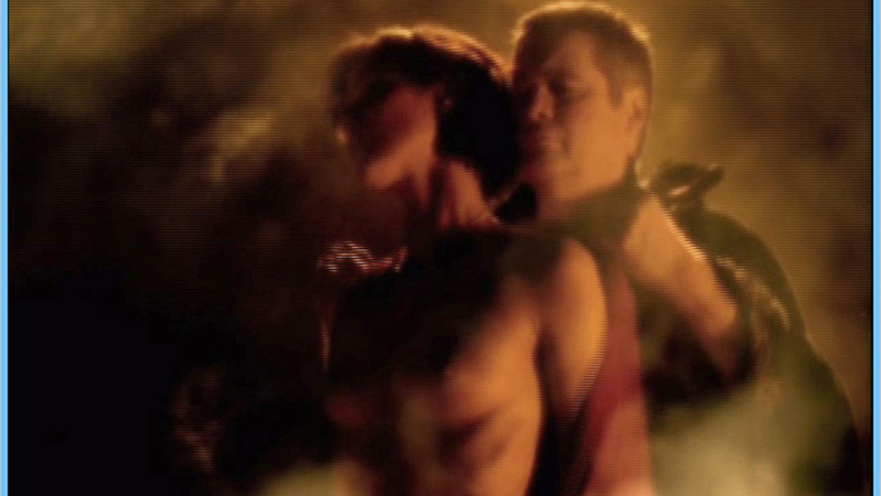 Polly Shannon Nude in The Hunger. Breasts, brunette, man behind woman. 655018