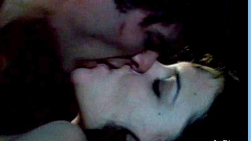 Rachel Wagner from Disturbing Behavior Naked. Breasts, accidental skin, brunette. 558497