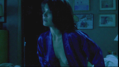 Nudes of Maggie Witzky from Stir of Echoes. Breasts, big areolas, brunette. 699822