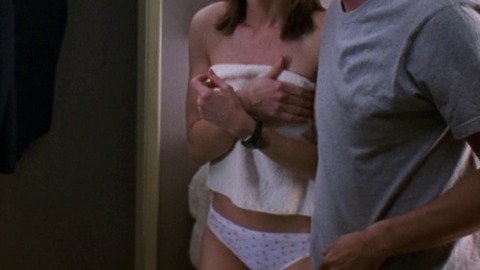 The Whole Ten Yards's Sexiest Scenes with Amanda Peet. Sexy, Underwear, SFW, brunette. 780636