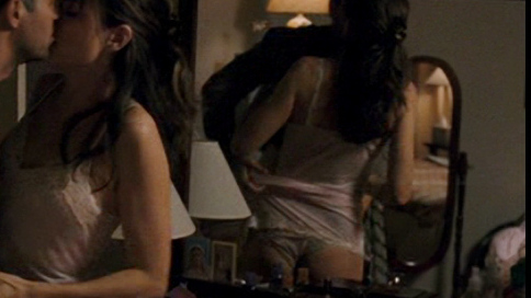 Sexiest Scenes of Stacy Reilly from What Doesn't Kill You. Sexy, SFW, black hair. 670187