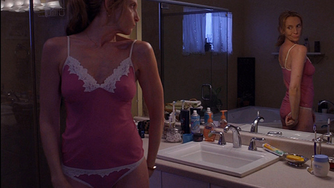 Toni Collette in United States of Tara (2009-2010) Underwear Milf Mirror 666363