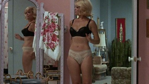 Sylvia Miles in Midnight Cowboy (1969) Underwear Black Bra Blonde 732564