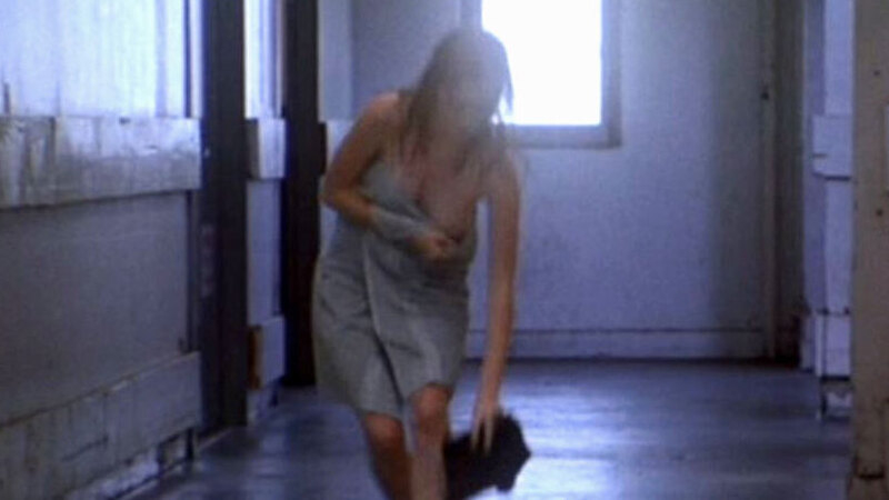 Sarah Polley Nude in Guinevere. Breasts, bath towel, left breast. 560188