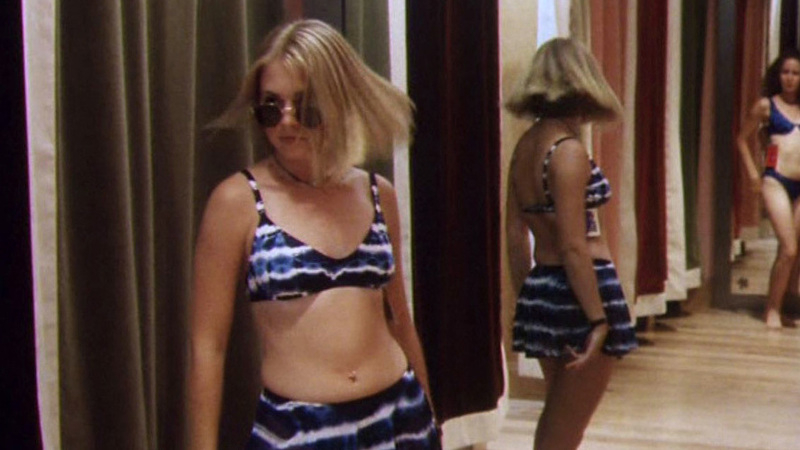 Sexiest Melissa Joan Hart Scene in Sabrina, the Teenage Witch. Bikini, SFW, blonde. 582061