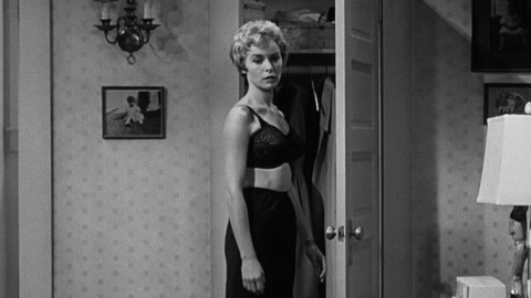 Janet Leigh in Psycho (1960) Underwear Bedroom Black And White 691220