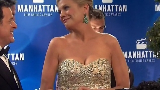 Hottest Kristen Johnston Scene in The Exes. Sexy, SFW, blonde. 772646