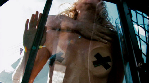 Amy Smart in Crank 2: High Voltage (2009) Sexy Blonde Breasts Against Glass 674878