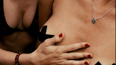 Amy Smart in Crank 2: High Voltage (2009) Sexy Black Bikini Breast Close Up 674882