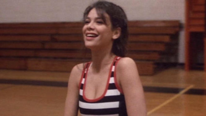 Sexiest Scenes of Lainie Diamond from Dream a Little Dream. Sexy, SFW, brunette. 562937