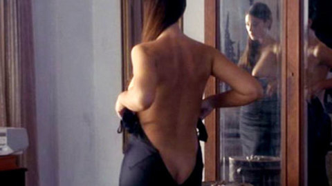 Monica Bellucci in Under Suspicion (2000) Breasts Butt Back Exposed Breasts 574375