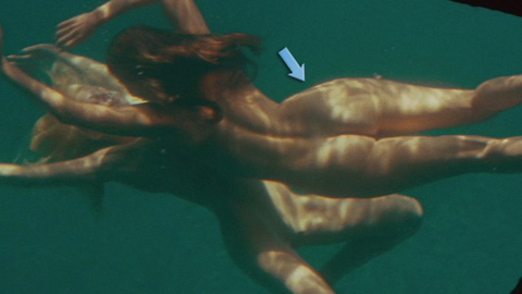 Kelly Brook in Piranha 3D (2010) Butt Blonde Brunette 692123