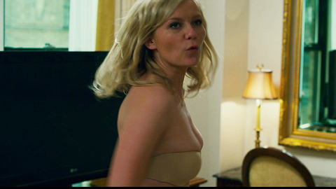 Kirsten Dunst in Bachelorette (2012) Underwear Blonde Gold Mirror 723839