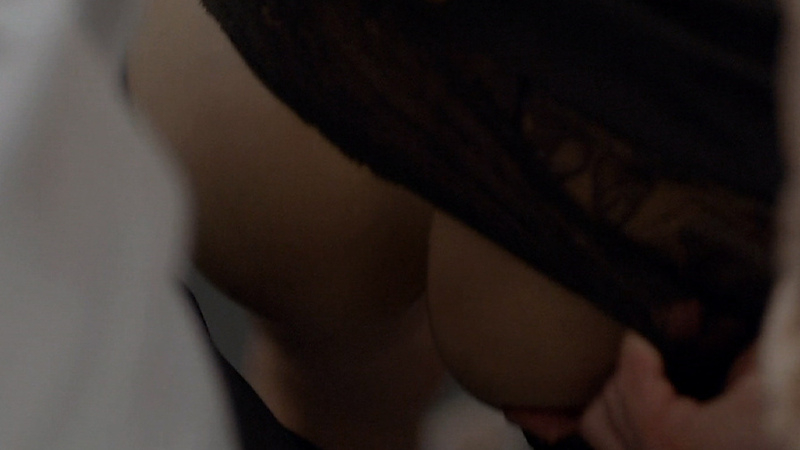Kathleen Robertson Nude as Kitty O'Neil. Butt, butt close-up, cheek spreading. 702302