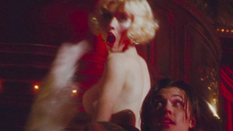 Christina Aguilera in Burlesque (2010) Sexy Blonde Dancing 693811