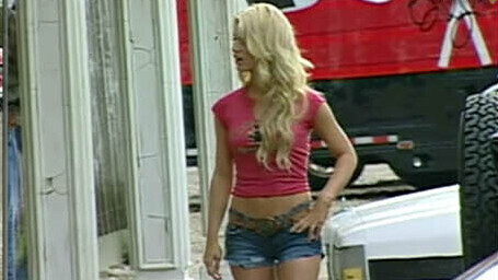 Hottest Jessica Simpson Scene in Extra. Sexy, SFW, belly shirt. 657866