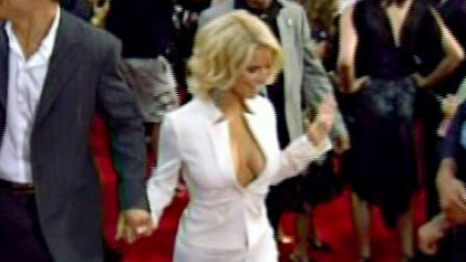 VH1's 100 Greatest Red Carpet Moments's Sexiest Scenes with Jessica Simpson. Sexy, SFW, big breasts. 662364