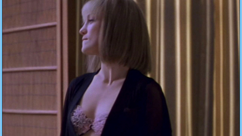 Sexiest Scenes of Isabel Walker from Le divorce. Underwear, SFW, blonde. 607955