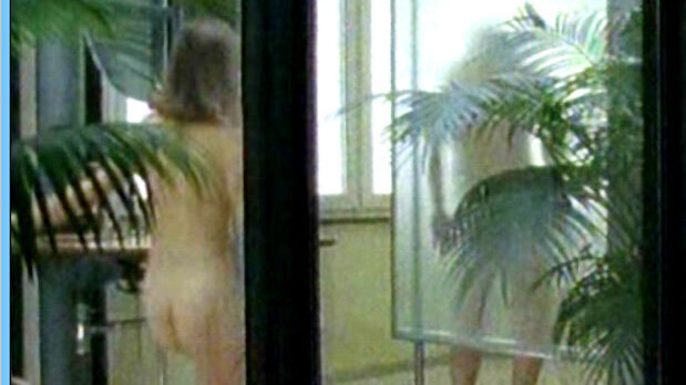 Julia Brendler Nude in Auf eigene Gefahr. Butt, bathroom, brunette. 659524