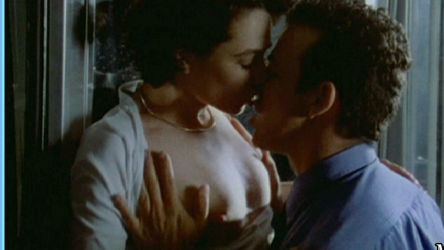 Alette Dirkse Nude as Julia. Breasts, couple, kissing. 565328