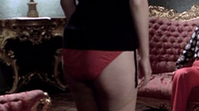 Sexiest Edwige Fenech Scene in La poliziotta fa carriera. Underwear, SFW, couple. 574555
