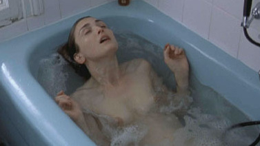 Nudes of Babette from Confusion of Genders. Breasts, bathtub, brunette. 585090