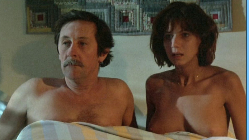 Fiona Gélin Naked in Frankenstein 90. Breasts, brunette, couple. 559015