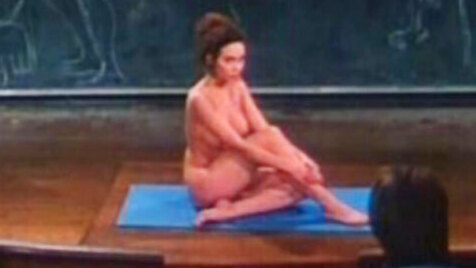 Claire Keim Nude as Pauline Vivien. Breasts, brunette, classroom. 656204