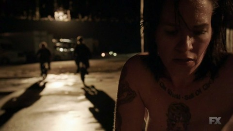 Franka Potente in The Bridge (2013-2014) Sexy Brunette Outdoors 743403