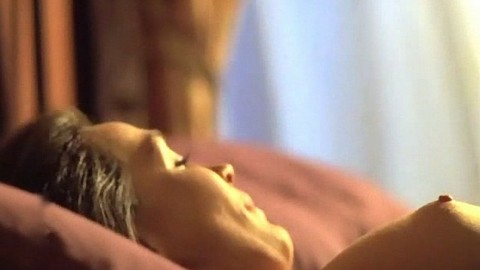Julia Stemberger Naked in Eine Liebe in Afrika. Breasts, brunette, close-up. 687565