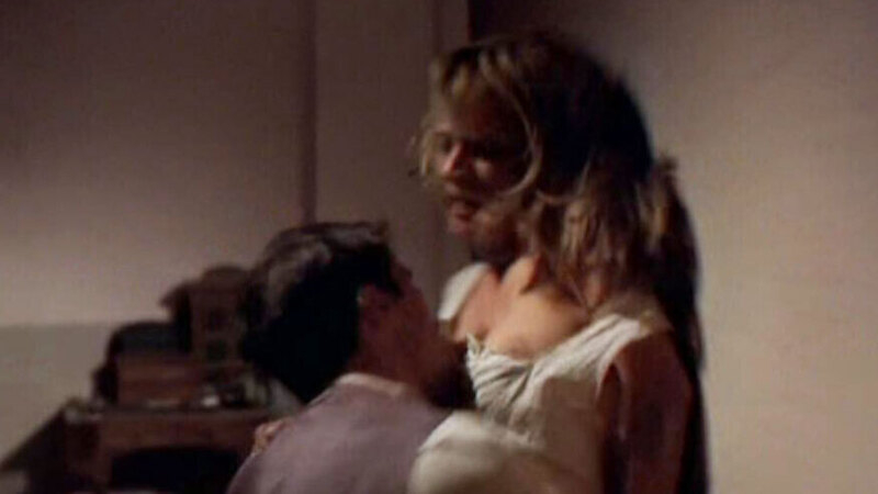 Nudes of Delfina from La ciudad de los prodigios. Breasts, accidental skin, against wall. 555720