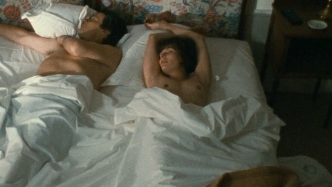 Marie Trintignant Naked as Betty Etamble. Breasts, bedroom, brunette. 970785