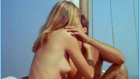 Anne Gautier in Le démon dans l'île (1983) Breasts Blonde Breasts 587472