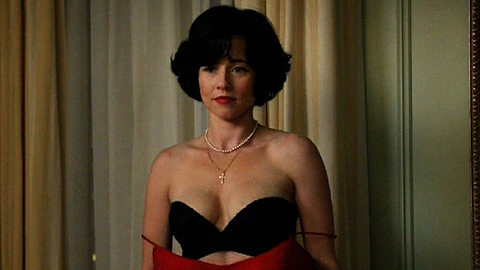 Linda Cardellini in Mad Men (2007-2015) Underwear Black Bra Black Hair 725367