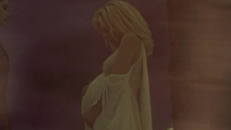 Hottest Layla Roberts Scene in Beowulf. Sexy, blonde, pregnant. 563840