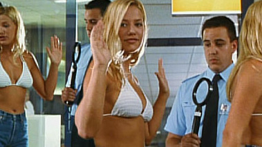 Bang Boom Bang - Ein todsicheres Ding's Sexiest Scenes with Alexandra Neldel. Bikini, SFW, back exposed. 712728