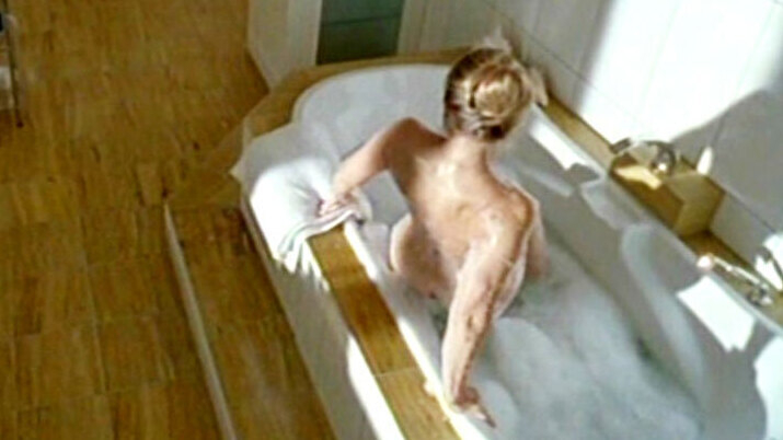 Barbara Rudnik Nude as Ariane Leonhardt. Butt, Body Double, bathtub, getting in bathtub. 587942