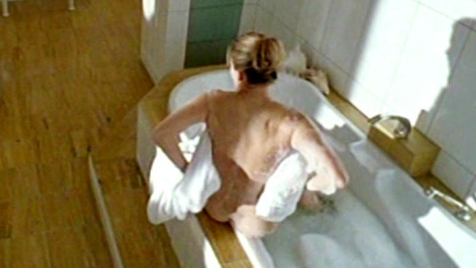 Nudes of Ariane Leonhardt from Die Mandantin. Butt, Body Double, bathtub, nude. 587940