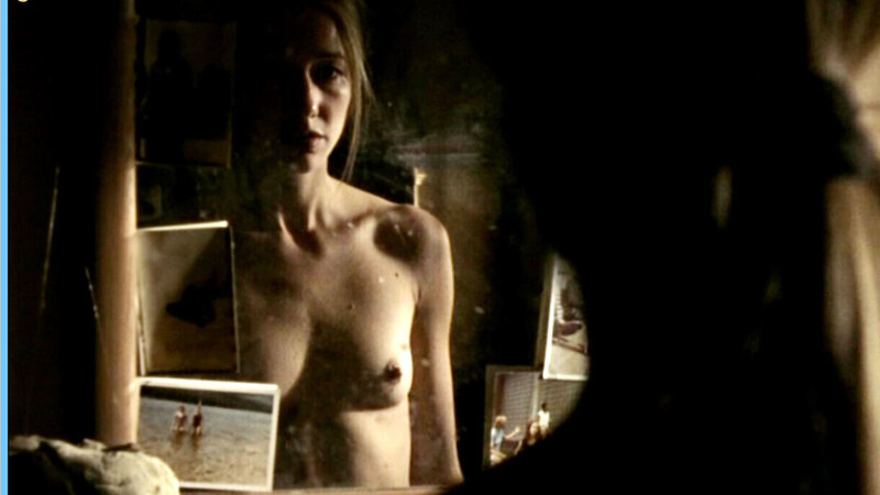 Johanna Wokalek Nude as Lene. Breasts, brunette, in mirror. 620330