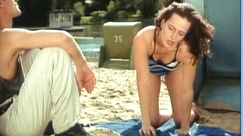 Hottest Claudia Michelsen Scene in Wer hat Angst vor Rot, Gelb, Blau?. Sexy, SFW, blue swimsuit. 546584