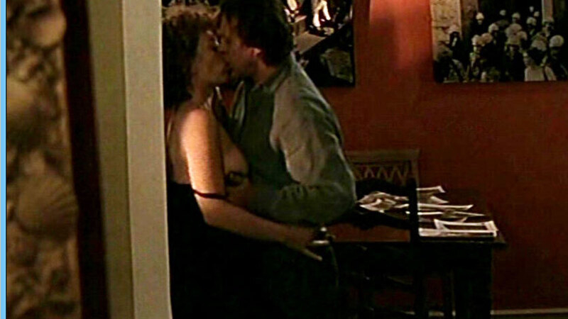 Hottest Nina Hoger Scene in Für immer für dich. Sexy, couple, kissing. 569126