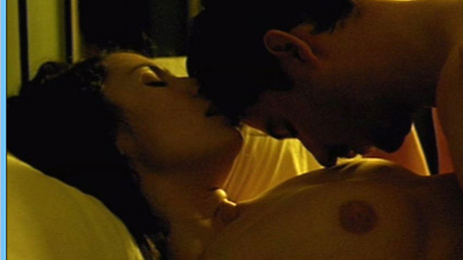 Géraldine Pailhas Nude as Clémence. Breasts, black hair, couple. 590696