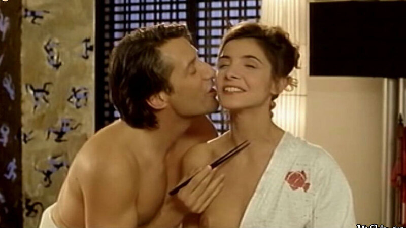 Clotilde Courau Naked in Bob le magnifique. Breasts, brunette, couple. 619735