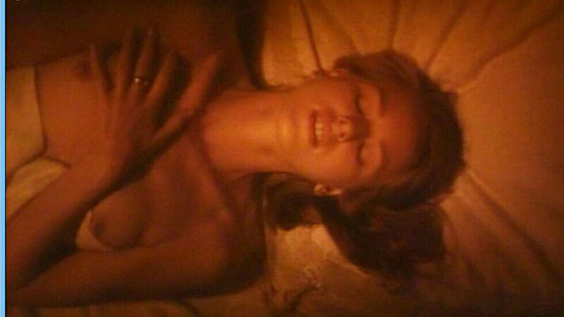 Naomi Watts Naked in Gross Misconduct. Breasts, hand on breasts, laying down. 570013
