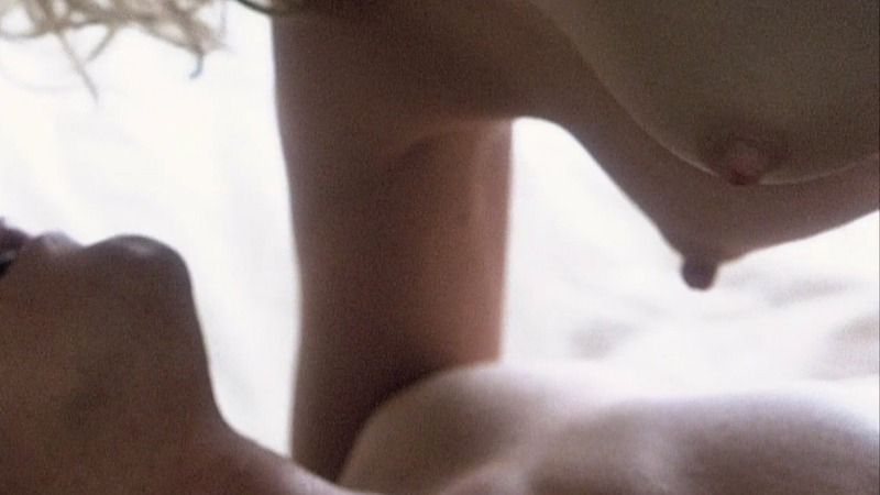 Nudes of Cristina Peck from 21 Grams. Breasts, bed, blonde. 754458