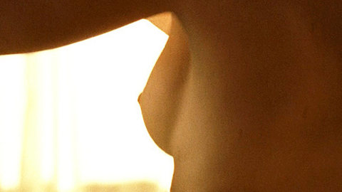 Naomi Watts Nude as Maria Bennett. Breasts, back exposed, close-up. 725078