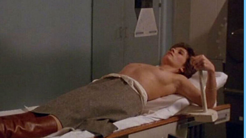 Marlène Jobert Nude in L' amour nu. Breasts, laying on exam table, nude. 570106