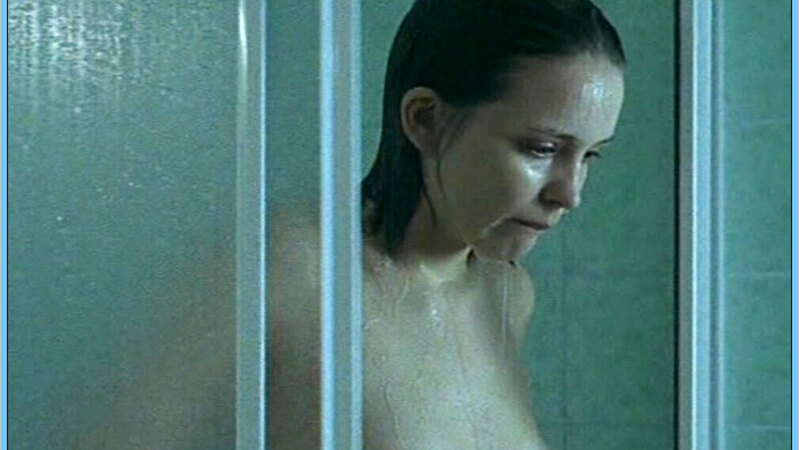Laura Tonke Nude as Anne / Marie. Breasts, nude, shower. 601184
