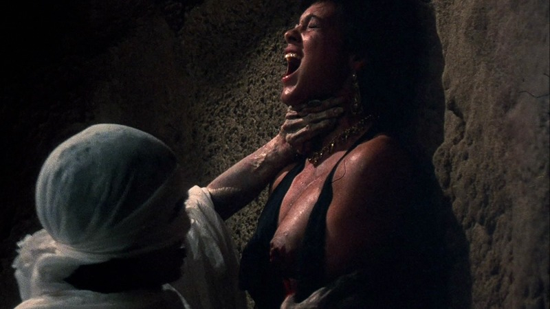 Raffaella Offidani Nude as Sylvana. Breasts, against a wall, choking. 735908